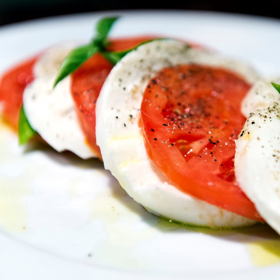 Triorestaurant's tweet photo. Enjoy a delicious appetizer at TRIO today, visit https://t.co/6roRLZDAj5 for reservations 🍽️ #EatAtTrio #JoinUsToday https://t.co/ckCjN8wbPb