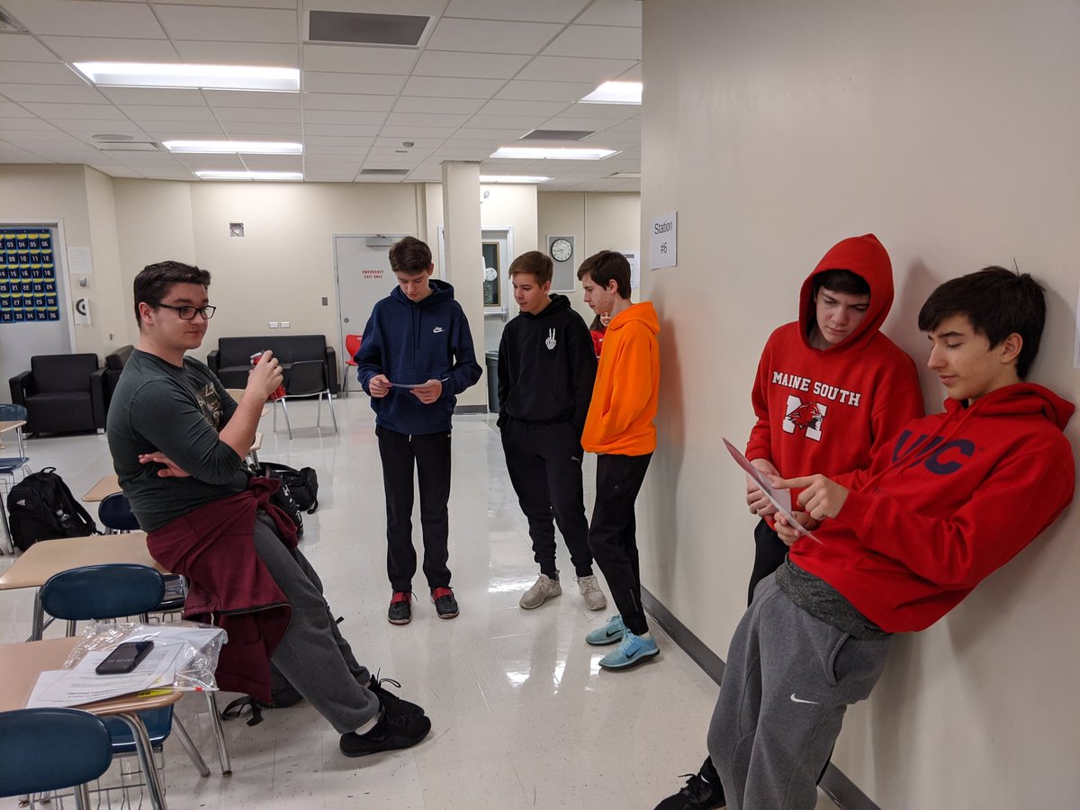 Freshman Focus stations for Respect Week. Thanks to Hawk PALS for partnering with us and for creating this lesson! #207lead #207learn #207now <a href="/Maine_South/">Maine South HS</a> <a href="/Maine_207/">Maine Township High School District 207</a> <a href="/mdemainedwyer/">MDwyer</a>