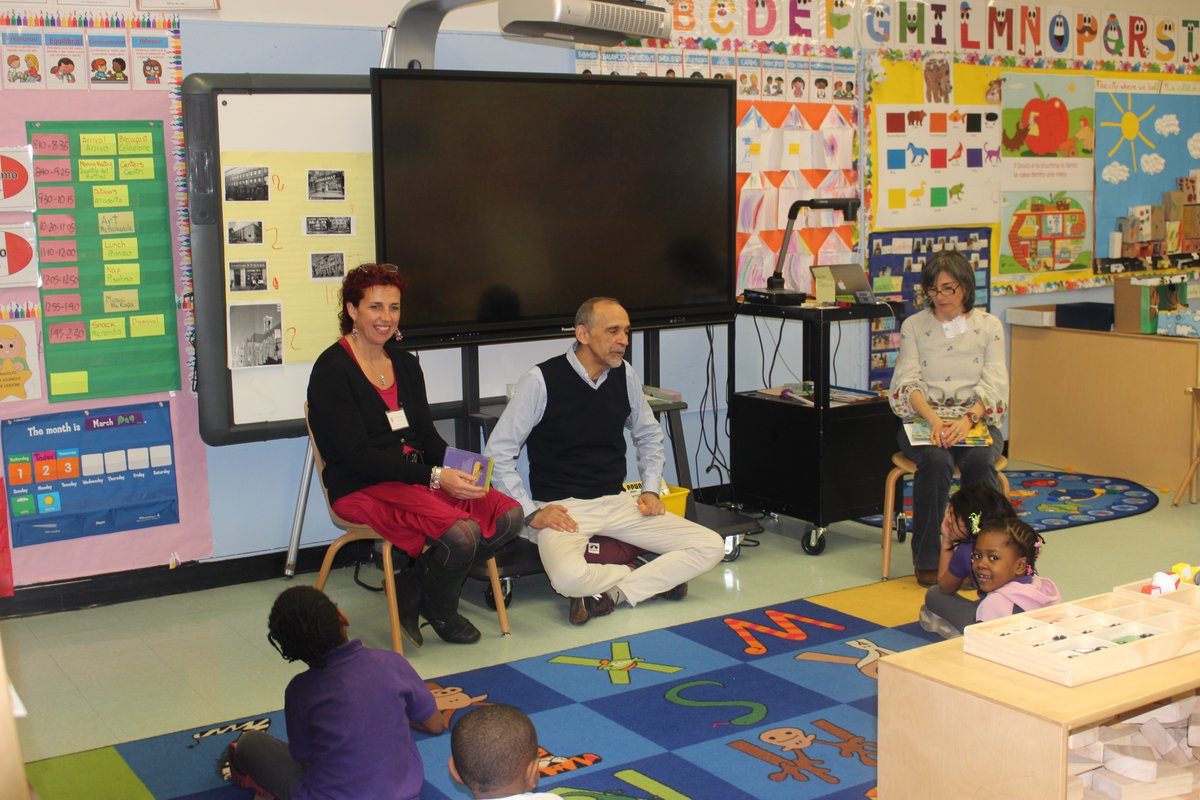 YDMA_PS242's tweet photo. During our #ReadingGala, YDMA would like to thank @BeneScaMou  and @Matteosmummy  for being one of our readers!  Thank you for taking time out, and making this day so special for our scholars.#ReadAcrossAmericaDay @christineloug14 @galeabrewer @DOEChancellor @ItalyinNY @CEC3NYC https://t.co/76fwbYcEI0