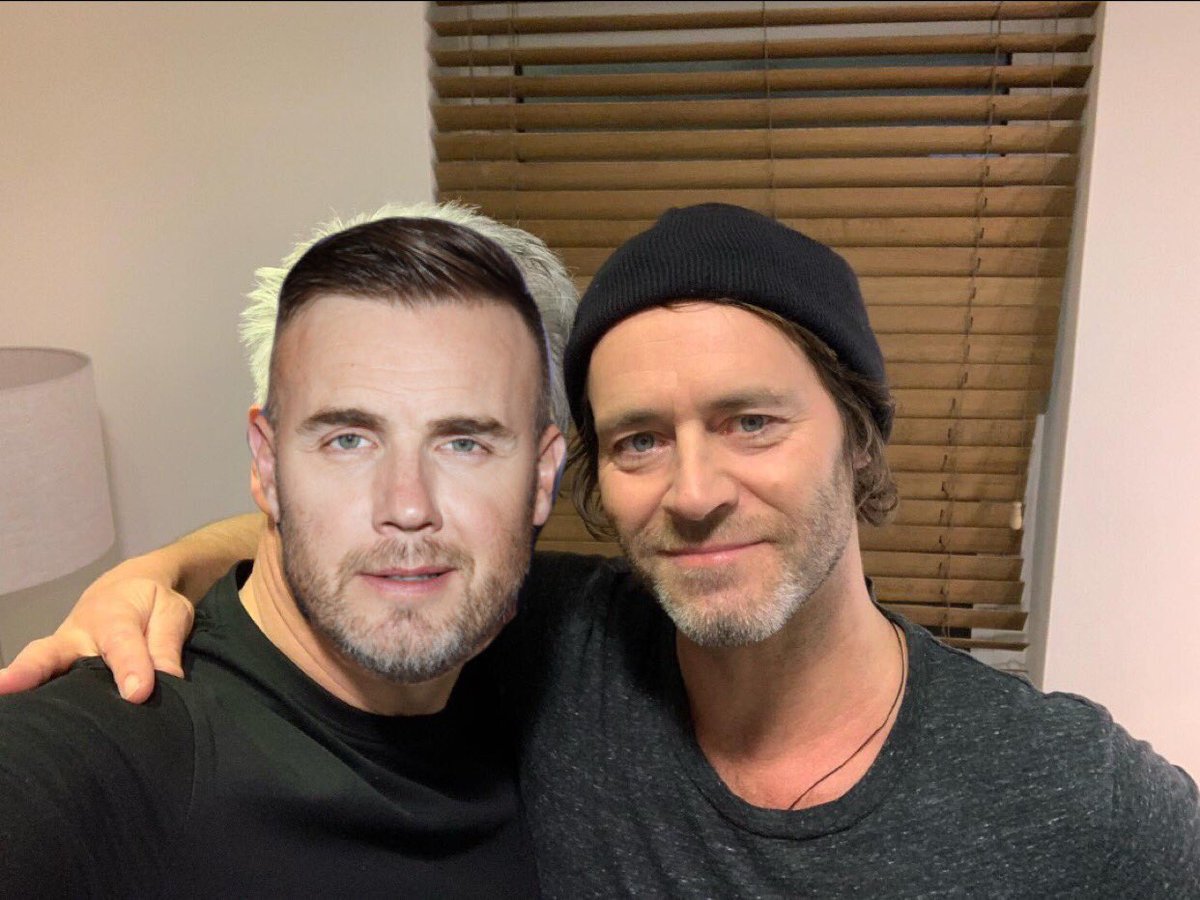 Kym14437877's tweet photo. @JohnBarrowman @CelebJuice @itv2 @lemontwittor Here hun I improved the photo for you โค๏ธ #GaryGaryGary #FuckOffJohn @GoldenShimmer Louise this ones for you ๐ https://t.co/0oIS6JygzW