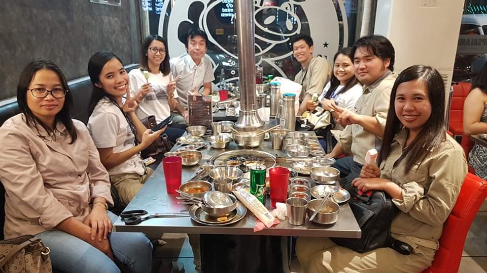VanesaBalde's tweet photo. Dinner with the boss😎😁 https://t.co/XLEZXqzFWX