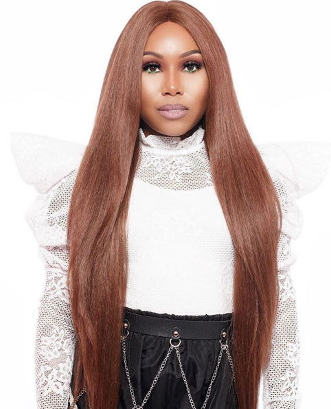 WigTypes's tweet photo. Don't just exist, live!🤩
.
@lovealwaysdolce is wearing @bobbiboss_hair MLF304 ALYSSA
Color: 30
Available @ https://t.co/y0p8rv9U61
.
.
.
.
.
.
.
.
#wigmodels #blackinfluencers #influencers #blackexcellence #humanhairwigs #hairporn #2020 #youtuber #contentcreator #alyssa https://t.co/biPaeut7os
