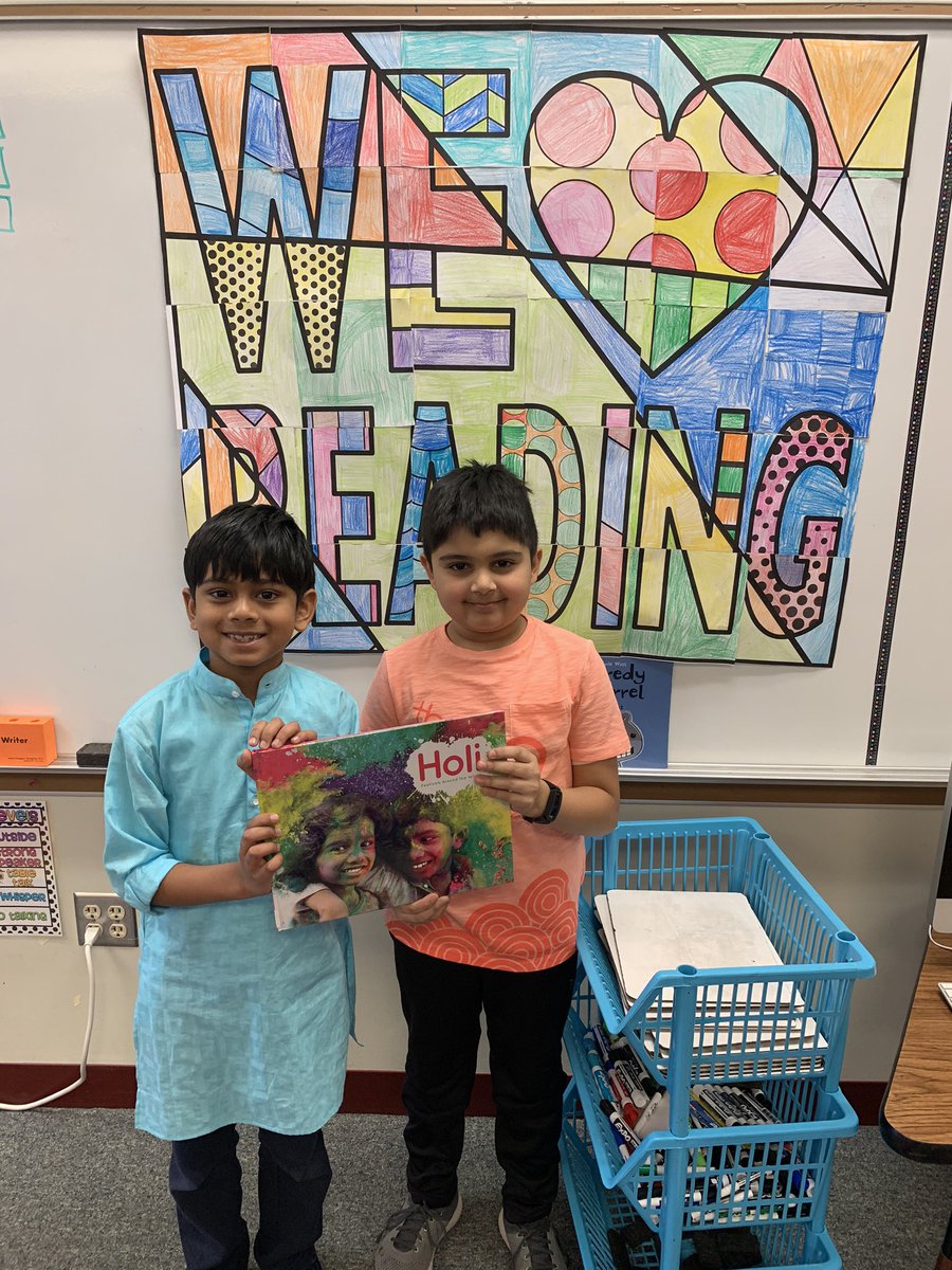 2ndgradewilson's tweet photo. Celebrating our cultures and hometowns today!  We’re enjoying learning about one another! #ReadAcrossAmericaWeek  @lfornero @CCSD46 @LcglickmanLynn https://t.co/3KE2dICtCW
