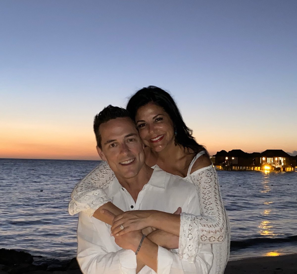 Jamaican sunset with the man who stole my heart like a thief in the night.  My beautiful husband of almost six years! 🤗🇯🇲🍺🥰 <a href="/thechriswalls/">Chris Walls</a> #truelove