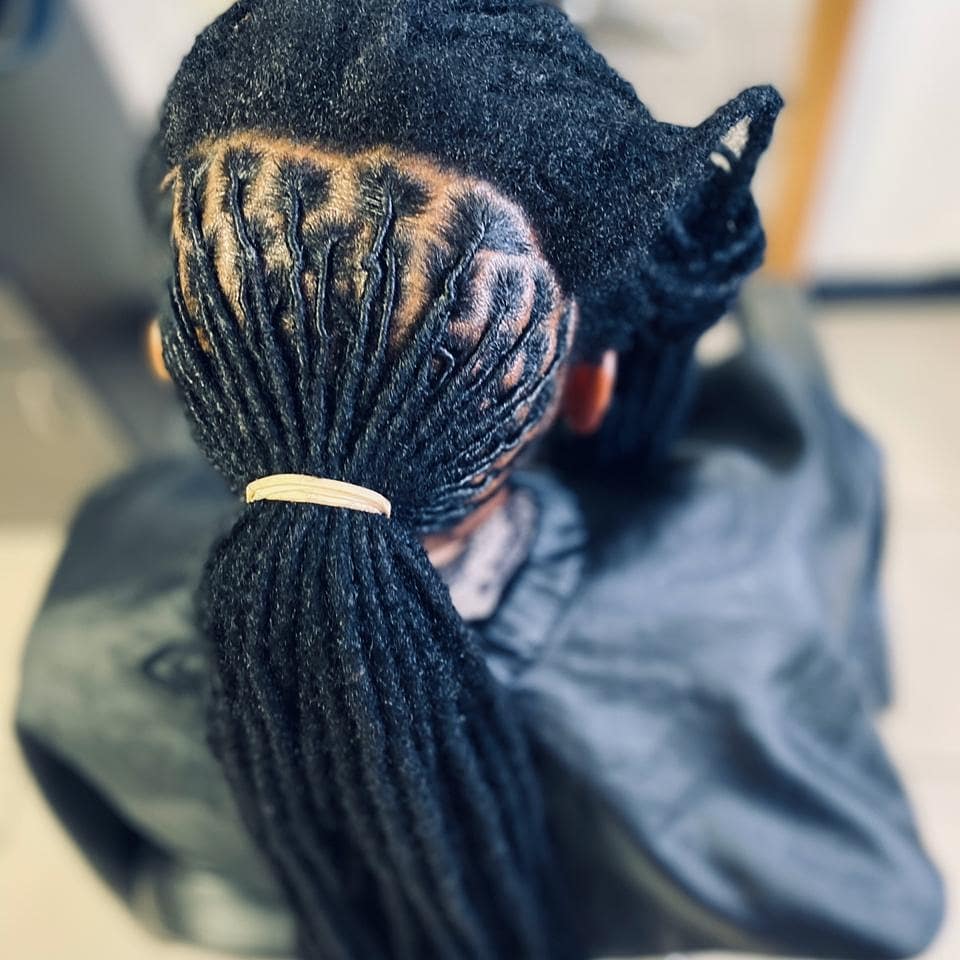 indalonubianN's tweet photo. The before and after, clean twist, clean scalp ๐๐ฝ#locthursday #DedicateThursdayToLocks https://t.co/df7KxHDsj6