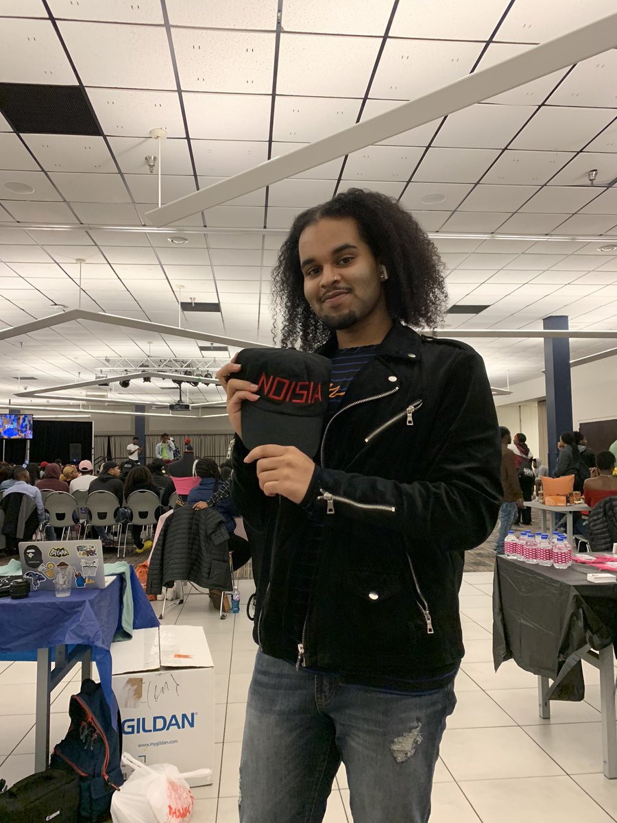NOISIA757's tweet photo. Some of our customers from Black Art Matters, thanks for the support! https://t.co/9XX3f9gtl6