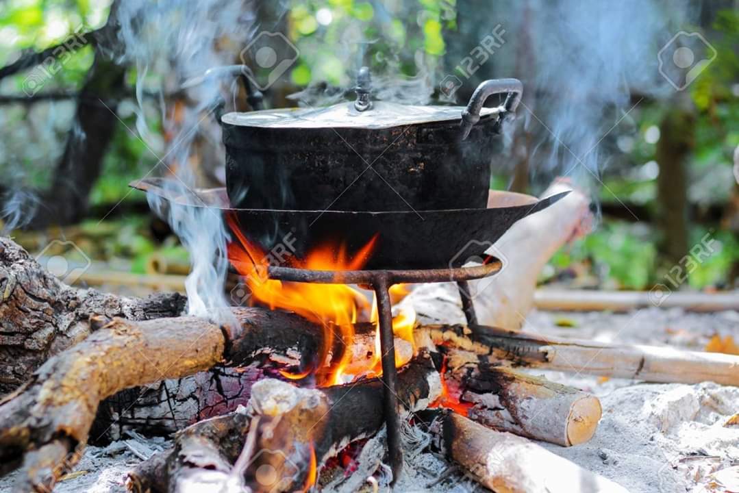 BORBOR_SLY's tweet photo. Make a time for the #Blackpot 3:30 on the dot more 🔥🔥🔥🔥🔥🔥🔥🔥🔥🔥🔥🔥🔥🔥 #TaxiJam #TaxiDriverShow #AfricanHistoryClass #TimbuktuByRoad @Blakkrasta @zylofon1021fm @silaskofi1 @mbanaanburidiba @EugenPeprah @Priscil74370611 @Teejay63 @richplayways @odei_rasta @larrykreal https://t.co/RyQXin8hGF