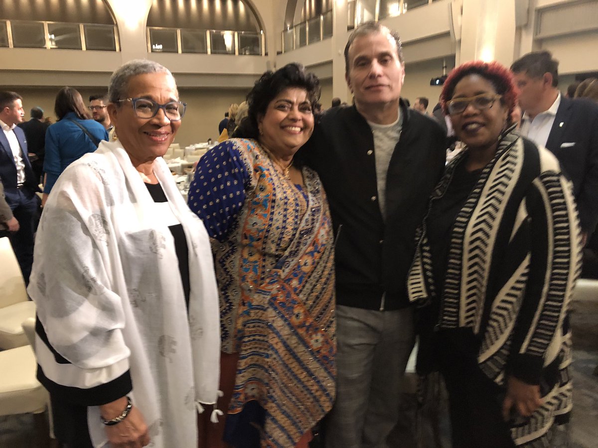 dianaalli29's tweet photo. @TorontoRotary @Progress_Place #progressplace Taking Care of Business Breakfast Opening remarks by Mayor @JohnTory   @#MentalHealthMatters #standingovation speakers @heylandsberg and a staff frm @Deloitte w #courage #MakeADifference #workplace #workplaceexperience @kristynwongtam https://t.co/XdRBmWkwHX