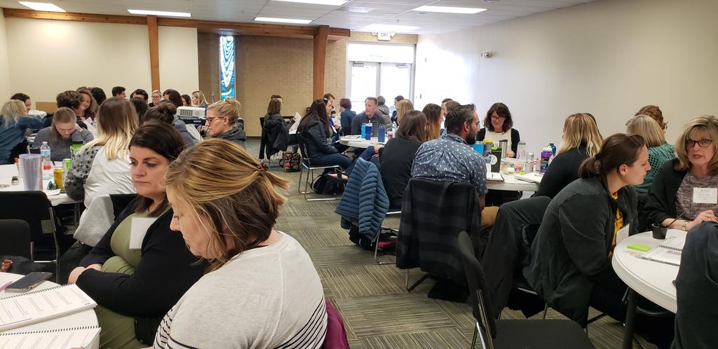 DanaSorensen20's tweet photo. Getting ready to begin the day with this group of deep thinkers. Working with how to coach others when they perceive the world differently. Thankful! @PEBCorg @Think_Collab #assetstance #selfdirectedness https://t.co/3obqcO3etQ