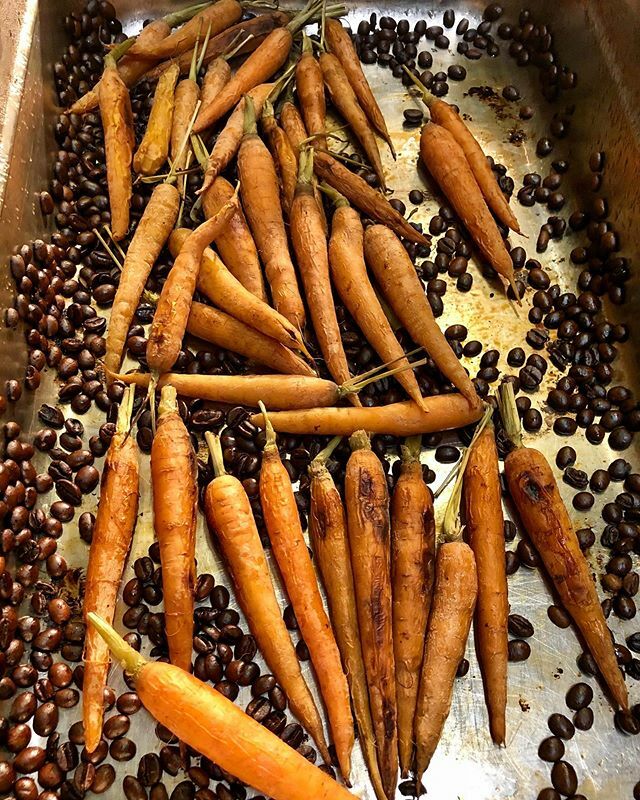 Deanes_Deli's tweet photo. Coffee roasted carrots 😋🥕 #special #food #veggie @eatatdeanes https://t.co/kz08fTu2gA https://t.co/0ygOAgv1p3
