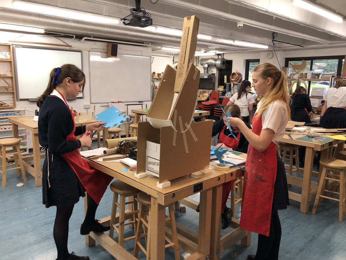DtMonSchGirls's tweet photo. The winning team in today’s DT Eisteddfod Challenge - Mather Jackson! An extremely successful design that managed to clear all distances and all heights of the posts!! Dan Biggar would be very proud 👍🏻👍🏻 @Habsmonmouth @MonSchGirls #biggarshuffle #placekick https://t.co/pQDpDqpqx1
