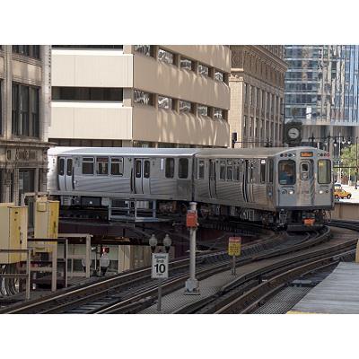 myCloudFare's tweet photo. Take advantage of the @cta #TrainTracker to view the estimated arrival times for all 144 train stations across 8 rail lines on the #CTA desktop or mobile website!
#Chicago #transit
https://t.co/8URm29Bk8z https://t.co/EsVWe1LsGQ