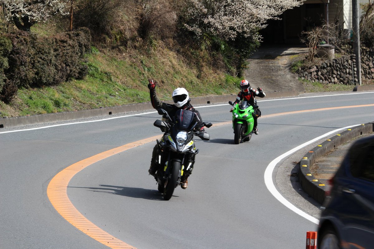 nin_nin_10's tweet photo. 3/1に撮影していただきました✨

当日は前の車が詰まってたのでスローペースでしたが、10Rで撮ってもらえてよかったです。

機会があればまた撮影お願いします✨ https://t.co/gZvcuTdUBd