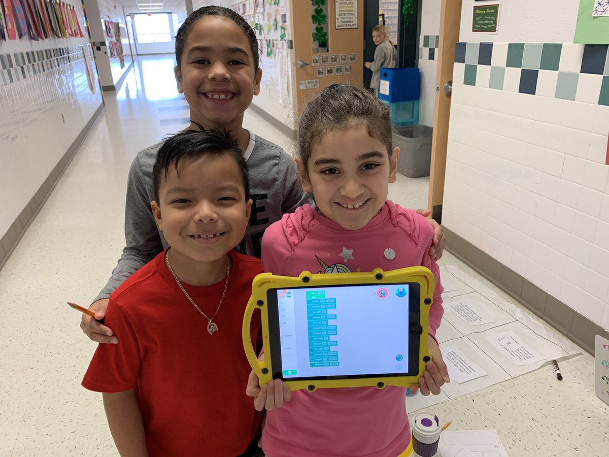 triciasmith72's tweet image. So impressed with @m_millerDIS class with the sequential coding activity with Dash!  @WonderWorkshop @Discovery_elem #csforlcps