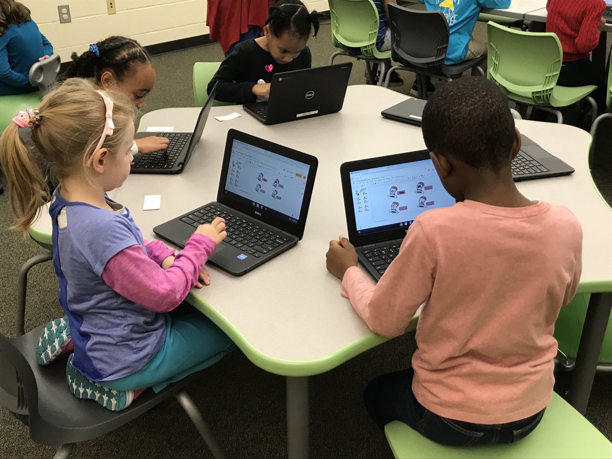 ⁦⁦<a href="/PamelaRholetter/">Pamela Rholetter</a>⁩ had her kinders using google classroom to spell Seuss themed cvc words today at #lcelower #r2littles