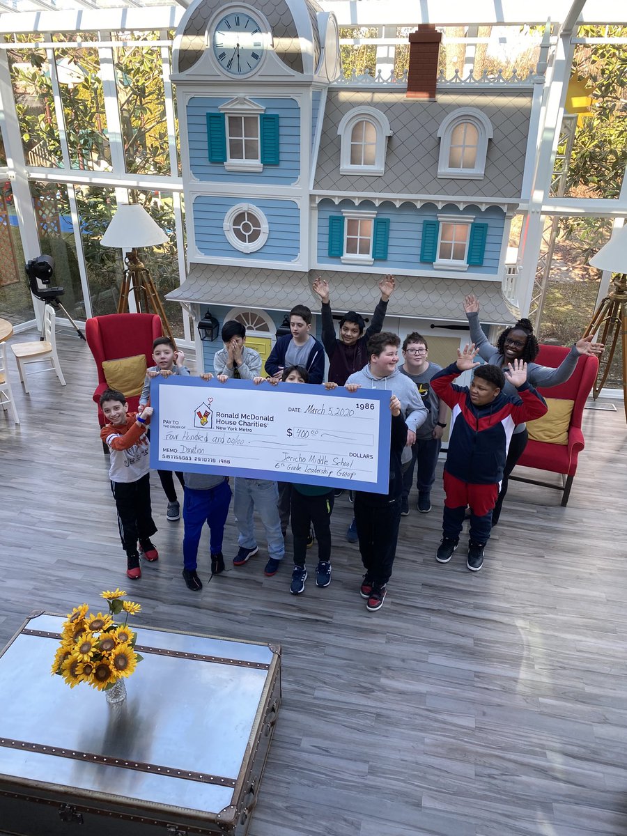 Sixth Grade Student Leadership Group Visiting the Ronald McDonald House in New Hyde Park.