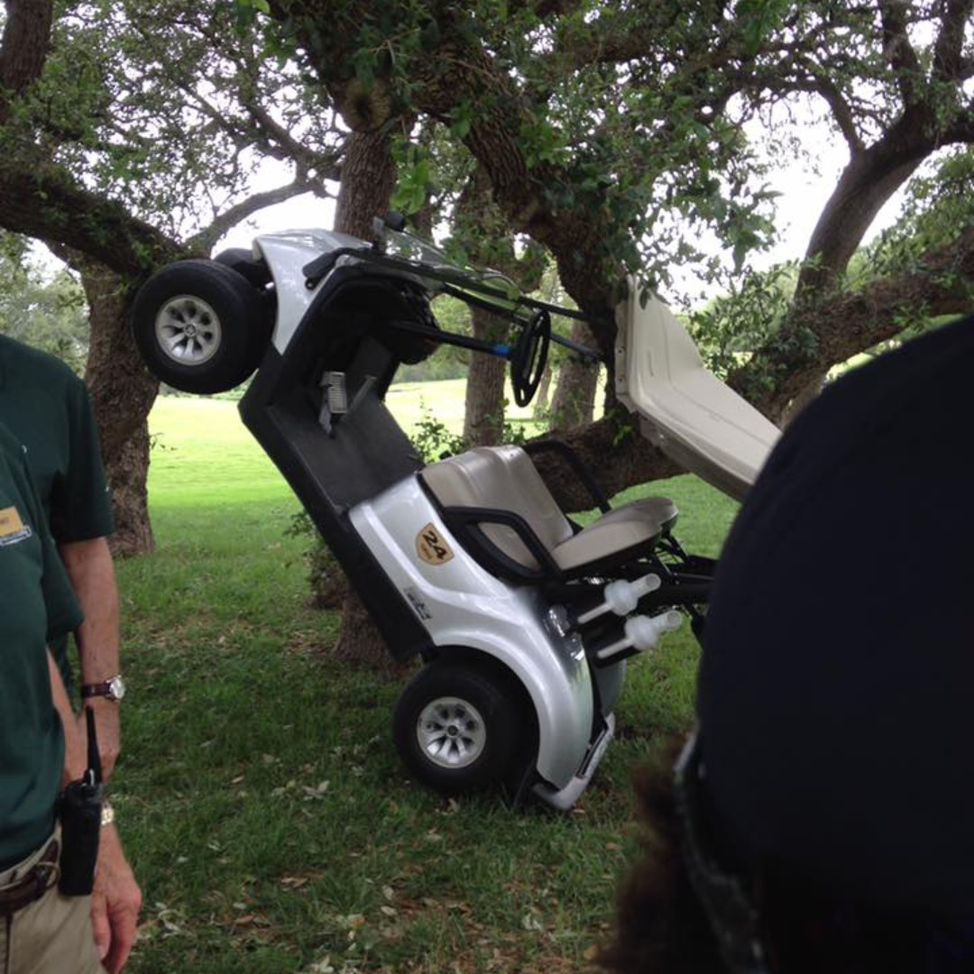 GolfCarOptions's tweet photo. Caption this...1, 2, 3, GO!! #golfcart #golfcar #golfcartlife #cartlife #golfcarting #captionthis #golfcartfail #golfcartintree #oopsie https://t.co/y806Hn5MNf