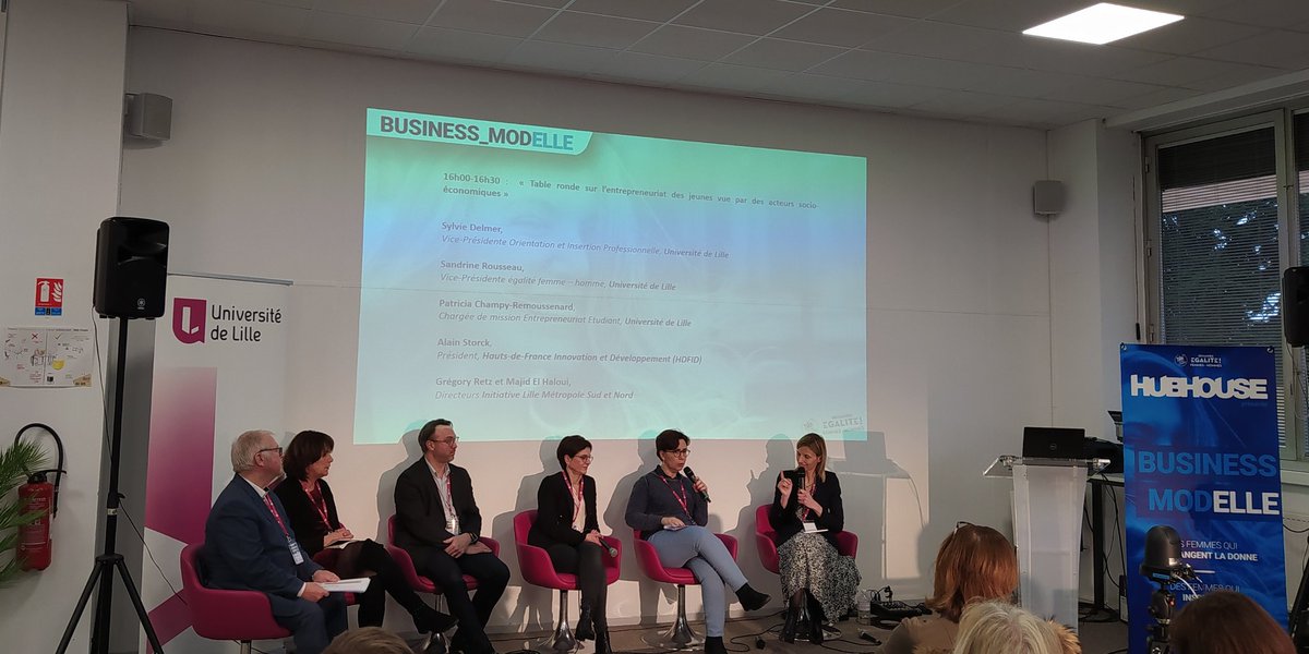 BuLilleSHS's tweet photo. Table ronde sur l'entrepreneuriat des jeunes avec @SylvieDelmer @sandrousseau Patricia Champy Remoussard @alain_storck Grégory Retz et Majid El Haloui @univ_lille @hautsdefrance  #businessmodelle #EPE https://t.co/QXbAmvHlVY