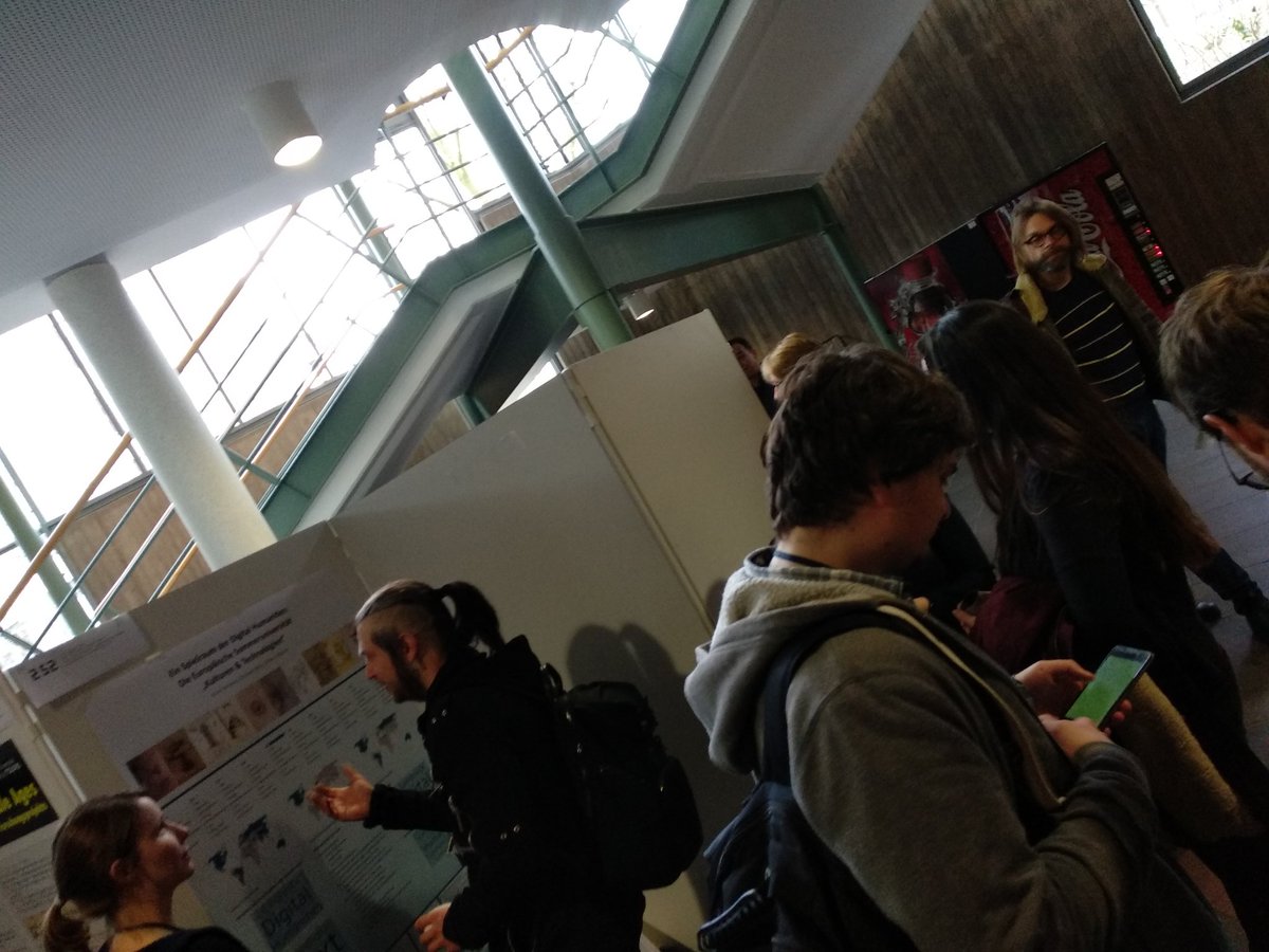 GKFI_eV's tweet photo. Reges Interesse am @ESUDH Poster. Das Poster zeigt, welche #Spielräume für die Nutzenden die letzten 10 Jahre geboten wurden. Die 11. #ESUDH kleidet sich in neuem Gewand. Hier geht's zur neuen Website: https://t.co/6RsDxqLMSm
Auf die nächsten 10 Jahre! https://t.co/0oWkIWZ1NN