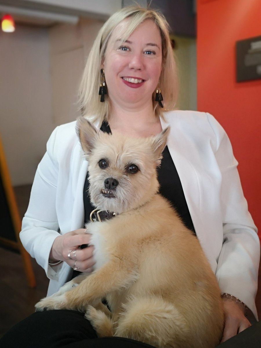 JulieBeun's tweet image. @mediastyle hosting a #comms and social media seminar, with guest appearance by doggo influencer Rogue. #mediastyle #doggo #WomeninBusiness #commscamp #ottawa #downtown