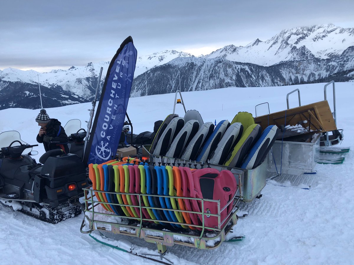 CourchevelEvent's tweet photo. Ce soir c’est descente en luge !!!🛷 https://t.co/YPXt7Z3nyV