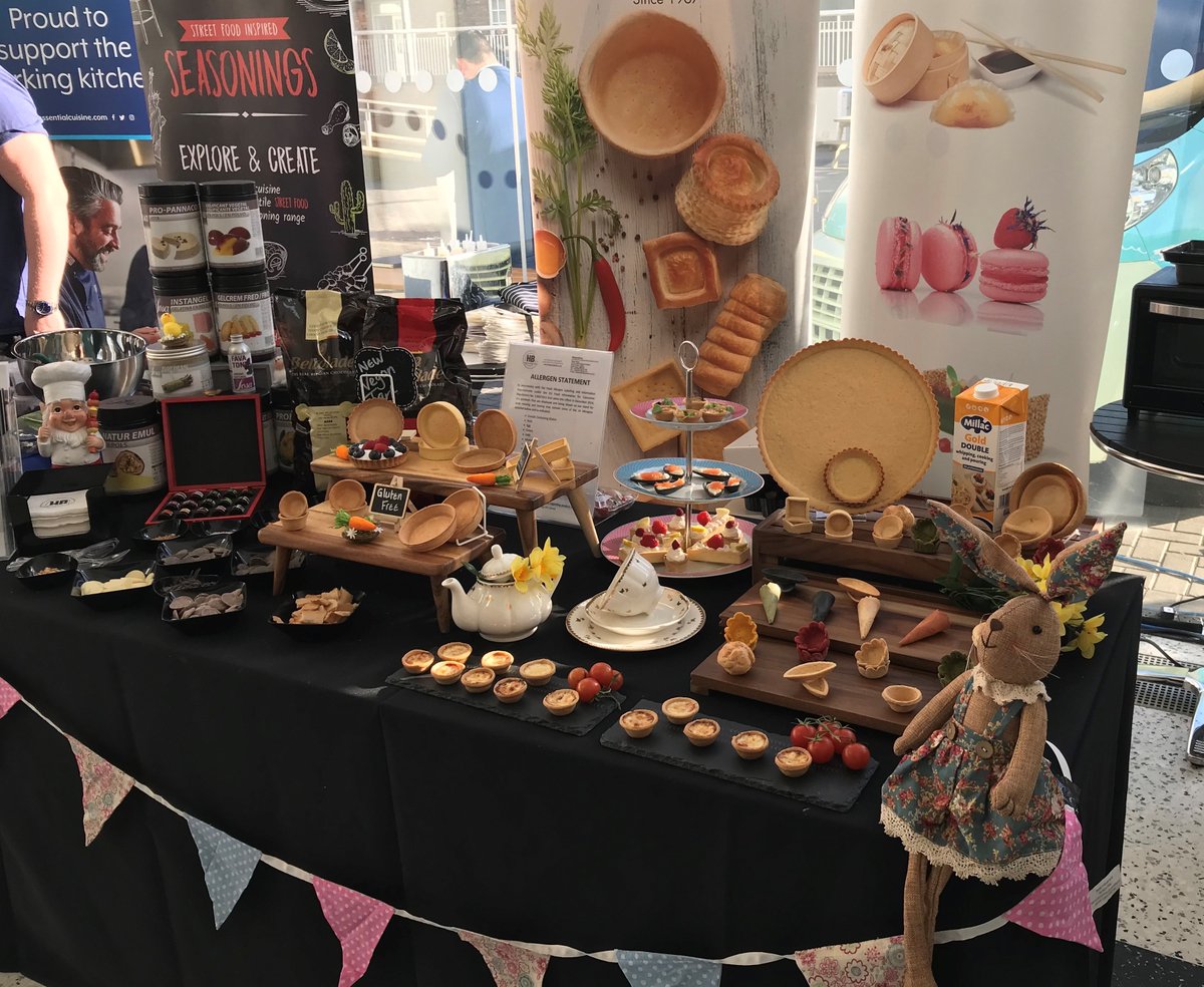 pidyuk's tweet image. That&apos;s a wrap on a jam-packed week of #exhibitions for the #Pidy team!🙌It&apos;s been great to showcase what our ready-to-fill #pastry range has to offer and gain some valuable feedback from #chefs &amp;amp; #caterers across the country ✔️