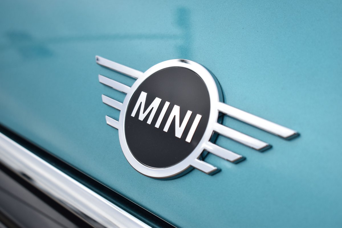 MINI_Warwick's tweet photo. We love this 2020 MINI Cooper Convertible in the Caribbean Aqua Metallic exterior! #MINICooperWorld #MINILovers #MINILife #MINILifestyle  #MINIPassion #MINIOfTheDay @MINI @MINIUSA https://t.co/151FFBnpDB