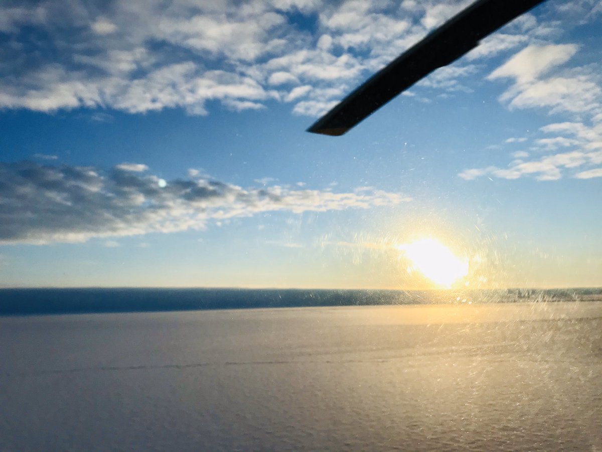 HudsonBayWQMS's tweet photo. More views from the ice.
#LakeWinnipeg #northbasin #wintersampling #flatnotboring #WQMSonice https://t.co/kgodFmeWWg