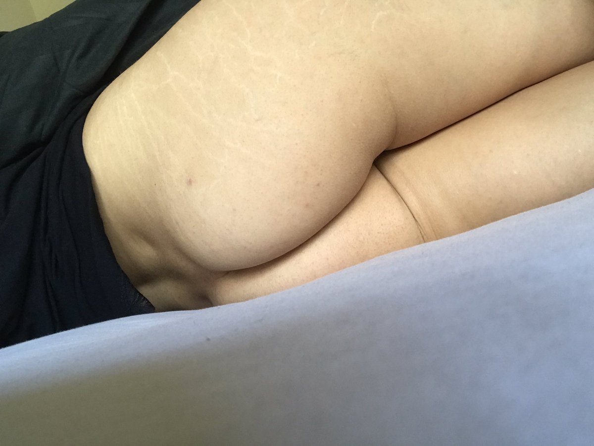 AlissaLopez97's tweet photo. Who wants some of this? 

Broke asf will sell whatever you want super cheap just slide into my DM’s  🤤

Help a bitch out $$$

#ass #sexy #findom #nudes #girlsoftwitter #pantyselleruk #sellingpanties #pantyfetish #fetish #usedpanties #dirtyknickers #sexting #sugardaddy #paypigs https://t.co/hl60FfkXGS