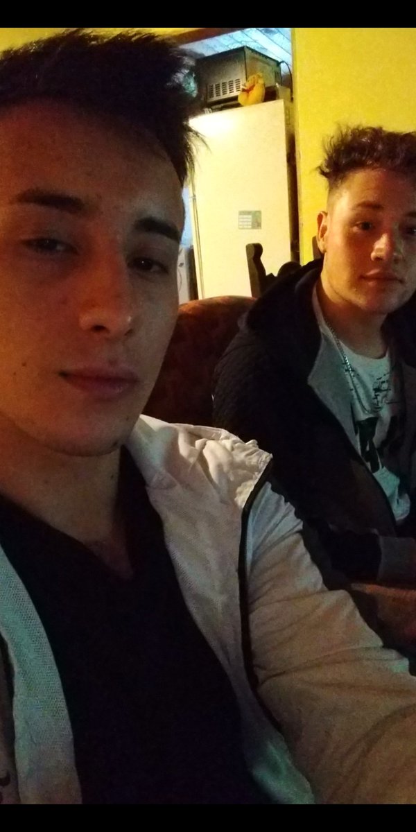 joanasimbera's tweet photo. Cómo te vamos a extrañar gordo, dejas un vacío enorme en todos nosotros, ojalá estés descansando en paz. Ya no tengo más palabras ni más lágrimas, te quiero para siempre.
Y como te dije recién, hasta la próxima amigo 👼❤️ https://t.co/m6G1rD6CVb