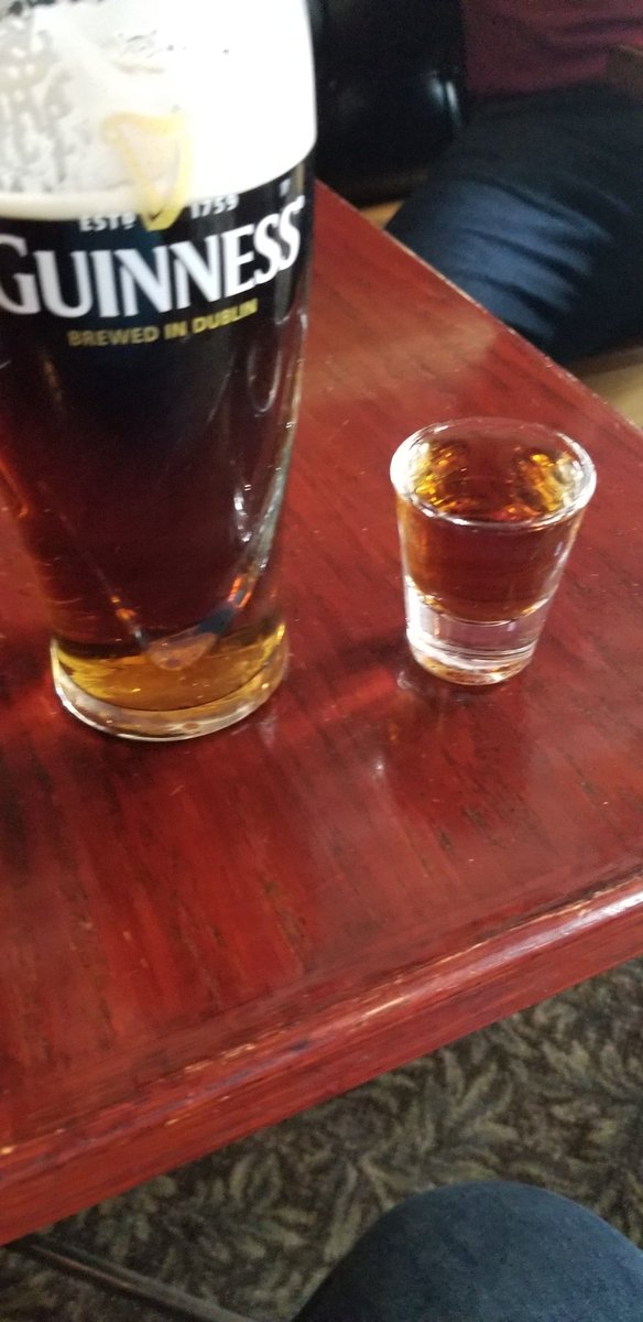 LeanderCampbell's tweet photo. Celebrating #cropmap19 completion with #TwitterlessPatrick. #cheers π» https://t.co/4iigKhzTtR