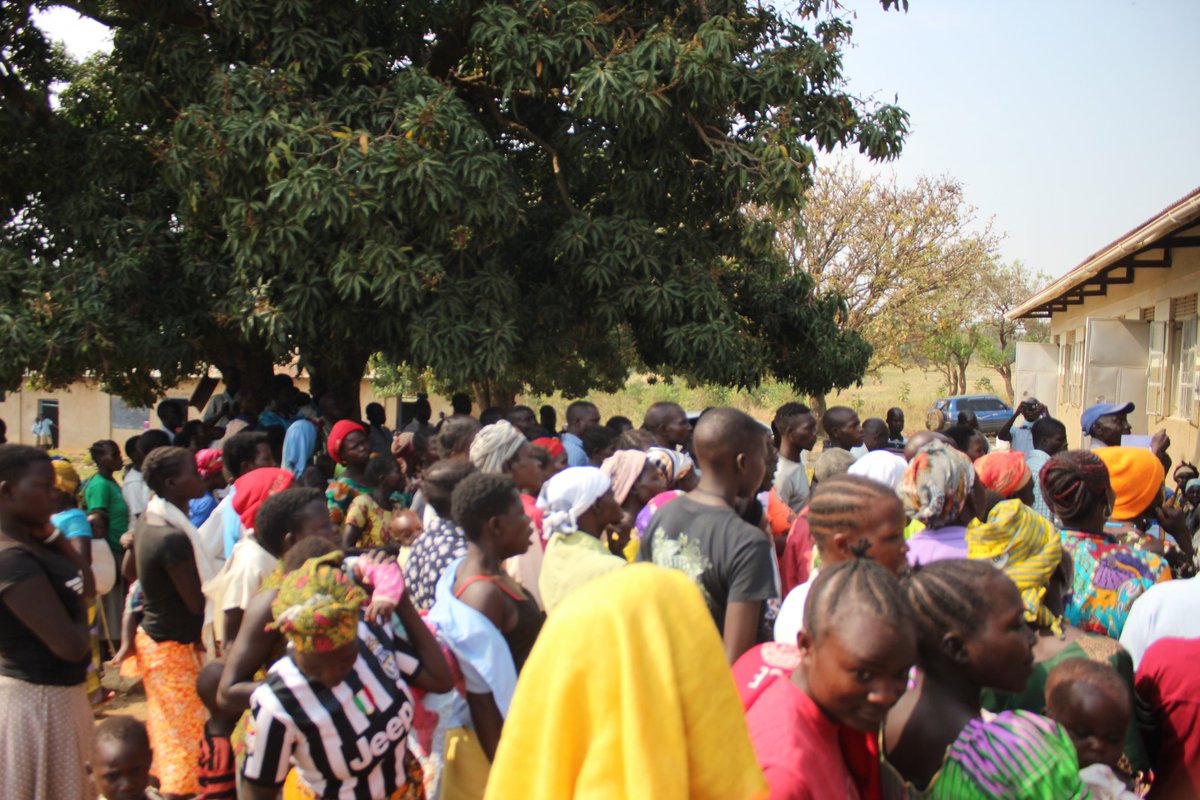 educhildug's tweet photo. #Day1 of our community medical outreach in partnership with Emoter was very successful. We are grateful Emoter Team who put in their best to serve the huge number of over 500 community members.
#countingourblessings #bhc #ecfug #raisinganempoweredgeneration #sdg3 https://t.co/VWPjQChMQB