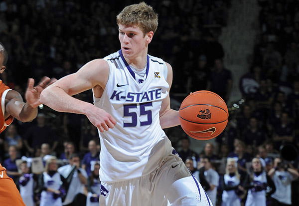 KStateMBB's tweet photo. "The whole college felt like one big family. I took that with me and have that as a part of my own high school basketball team now." 

🎙 Will Spradling
📄 https://t.co/fPy9xxWgCt https://t.co/fvAFNBrQuo
