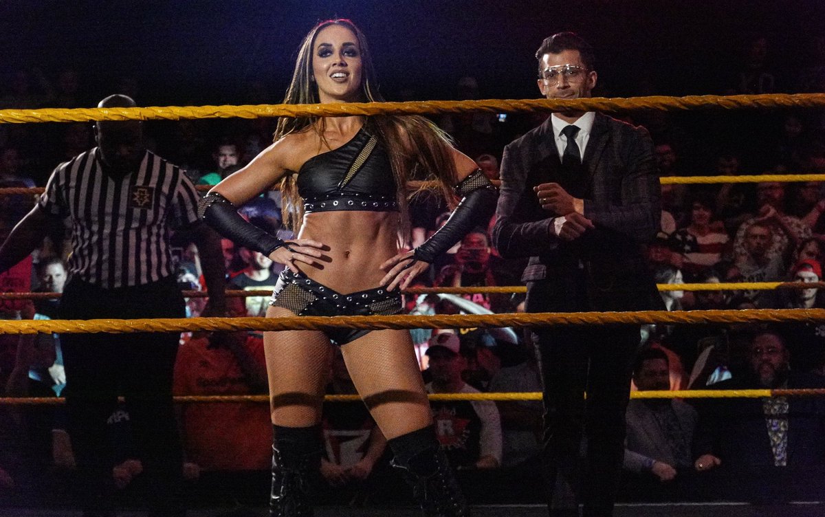 edwinc1017's tweet photo. 📸 Takeover Ready @ImChelseaGreen @RobertStoneWWE 💰 #NXTFSLive #NXT #WWE #TheRobertStoneBrand #NXTonUSA https://t.co/NVwvwnyFME