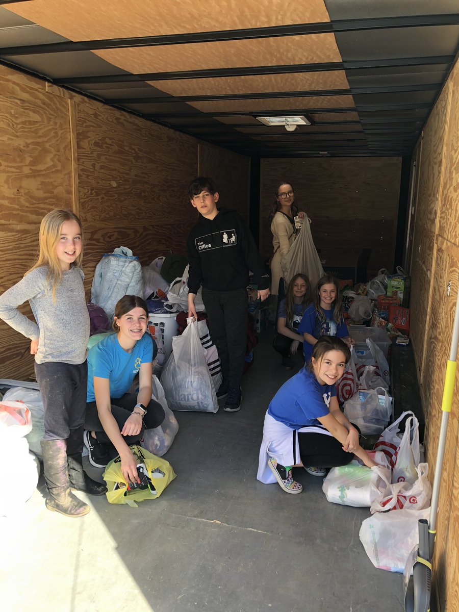 WestEndPTSO's tweet photo. Another amazing day helping Nashville tornado victims. We collected 8 SUVs full plus a bunch into the @hillsboroband trailer! Thank you to the #HHScluster community. We are heading to deliver to North Nashville @PearlCohnHS now. We also collected for 2 @westendmiddle families. https://t.co/vfpc9ZUM2q