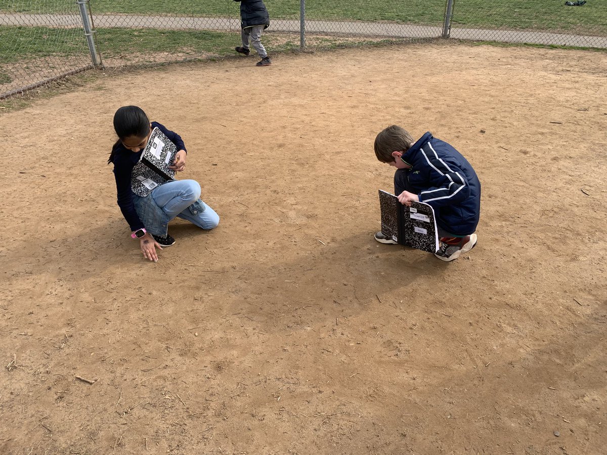 mrspirogsclass's tweet photo. Pedologists at work observing erosion on the playground to start their PBL! #thirdgrade #science #pedologist #soilconservation @FlorisSchool https://t.co/ryew0hptNF