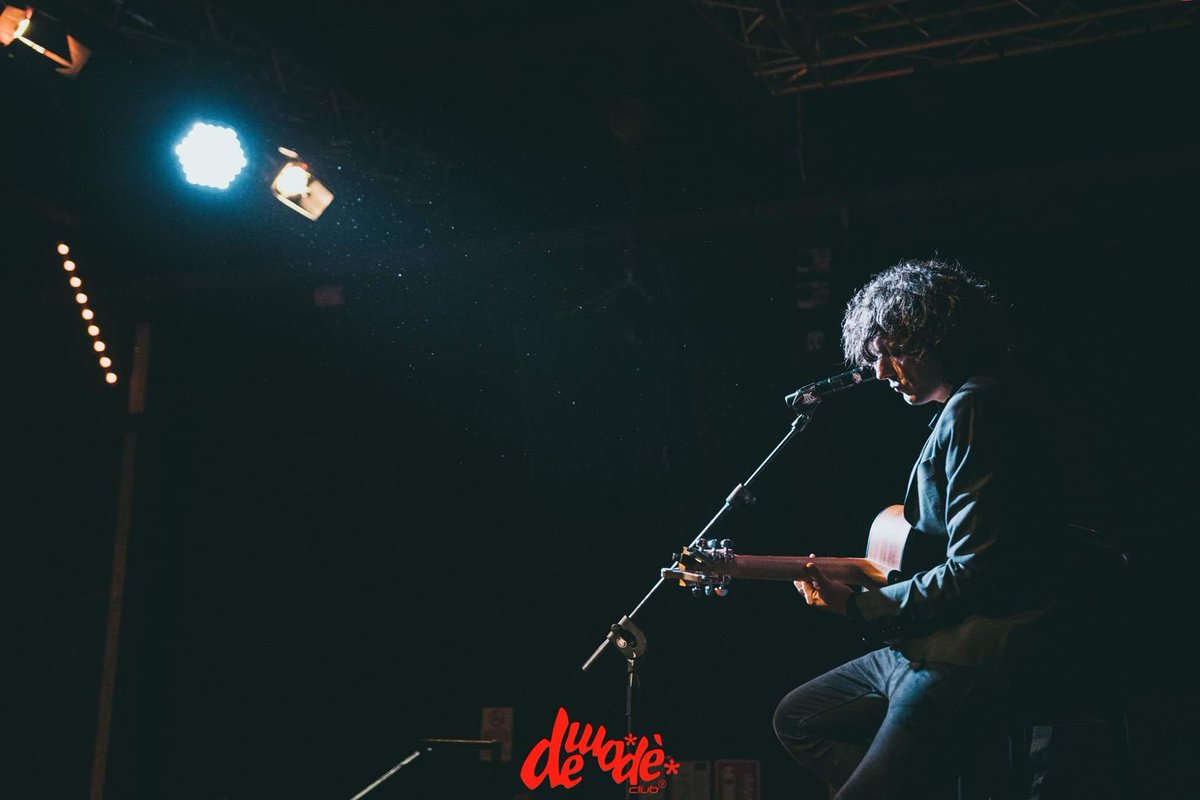 clalby's tweet photo. #demodeclub #demode
Quando si stava bene 💛
#ErmalMeta https://t.co/LQpwFPN3T4