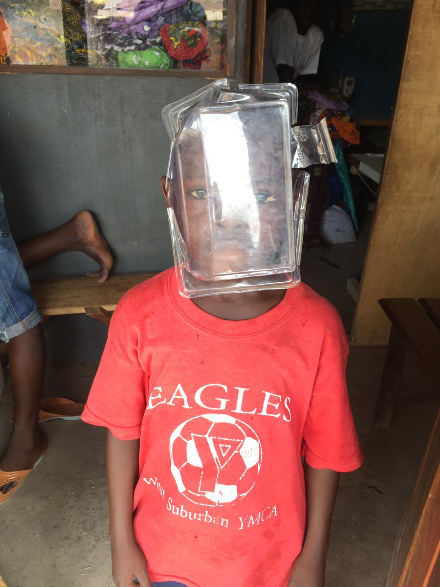 MAHDJID19's tweet photo. Coronavirus en face de moi https://t.co/3dJw1uNuUM
