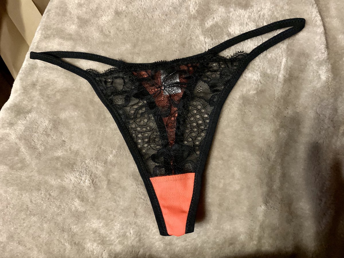 formarie2's tweet photo. 3€ superbe string extrêmement élastique 
convient d’un 38 à un 44
très jolie dentelle 😍
https://t.co/1JIk2ALxr9
#alainmarie77
#alainmarie77lingerie

#lingerie #sexy #lingeriesexy #string #stringdentelle #stringnoir #stringnoircorail #sex #tenuesexy #dentelle https://t.co/eO0tqg8fyv