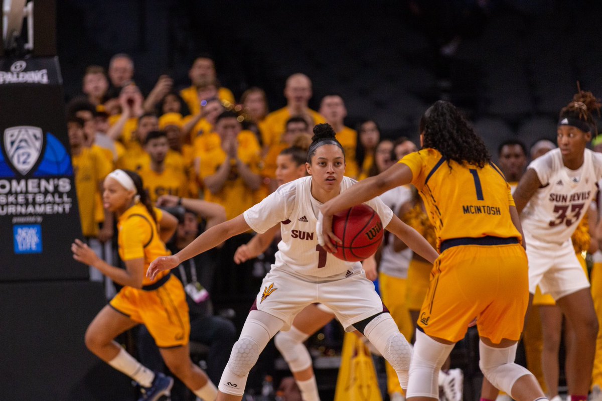 susanswong_'s tweet photo. LIVE LOOKS 📸 from the first half of the FIRST ROUND of @pac12 #Pac12WBB Tournament in Vegas!
@SunDevilWBB vs. @CalWBBall
#ASUvsCAL
@Blaze_Sports https://t.co/vnt2gkDmGB