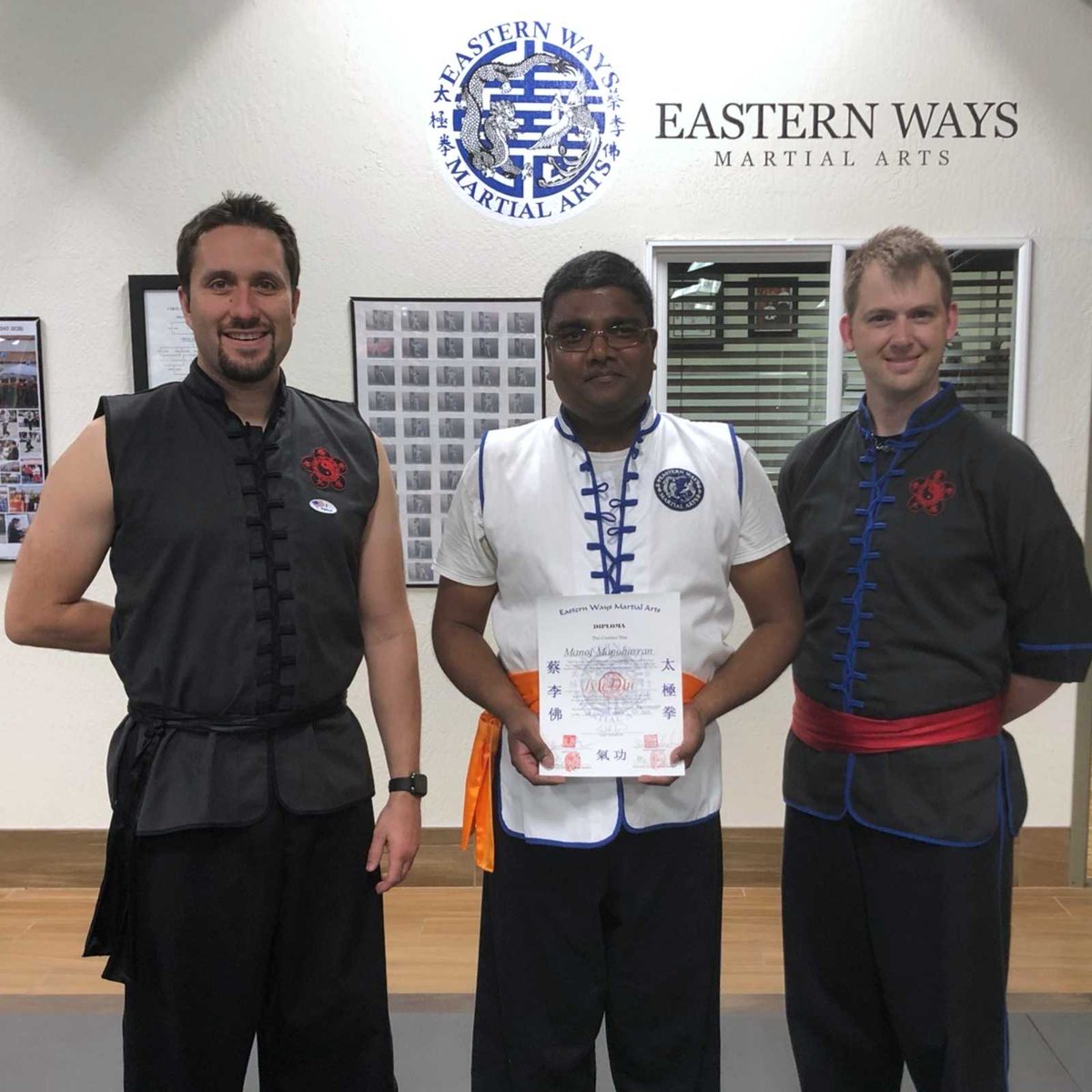 easternways's tweet photo. #Congratulations to Mr. Manoharran for achieving his Orange Sash! Good improvement in stamina, and always has a great attitude in classes. ππͺ
#EasternWays #MartialArts #OrangeSash #EWsacramento #KungFu #SelfDefense #Sacramento #SashTest #Orange #EWsashtest #Congrats https://t.co/ga9cGPe2tp