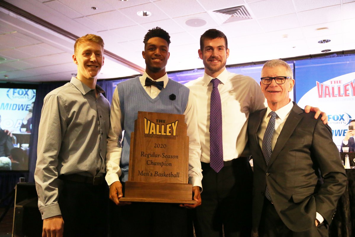 UNImbb's tweet photo. Great day to be a Panther!

#UNIFight
#Family https://t.co/QpMSazqSvG