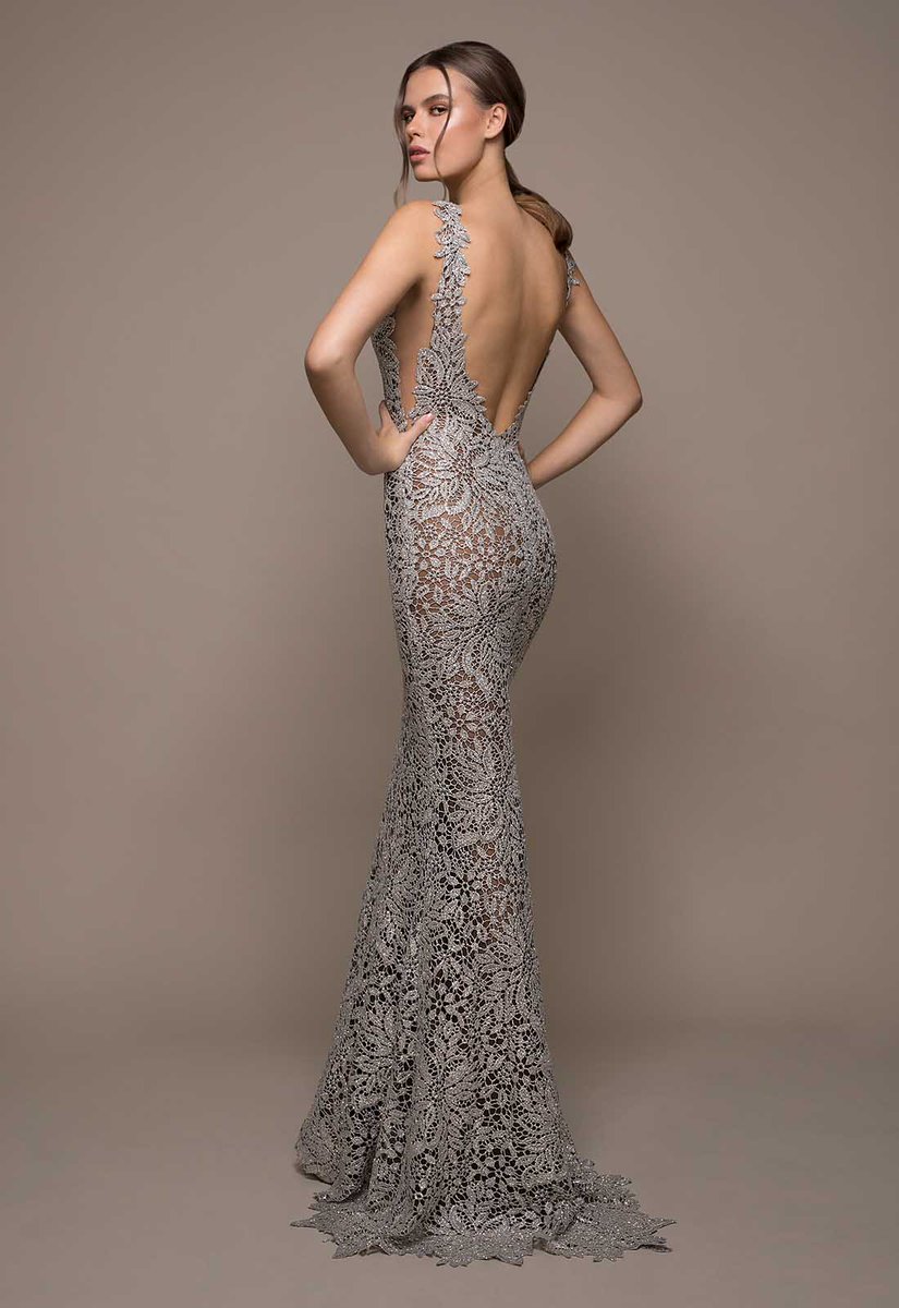 pninatornai's tweet photo. Silver is usually for second place, but this #MetallicCollection gown is a winner!
Photo: Alexander Lipkin
Makeup: Ortal Elimeleh
Hair: Benjamin Ruimi https://t.co/HD4unm0l5g