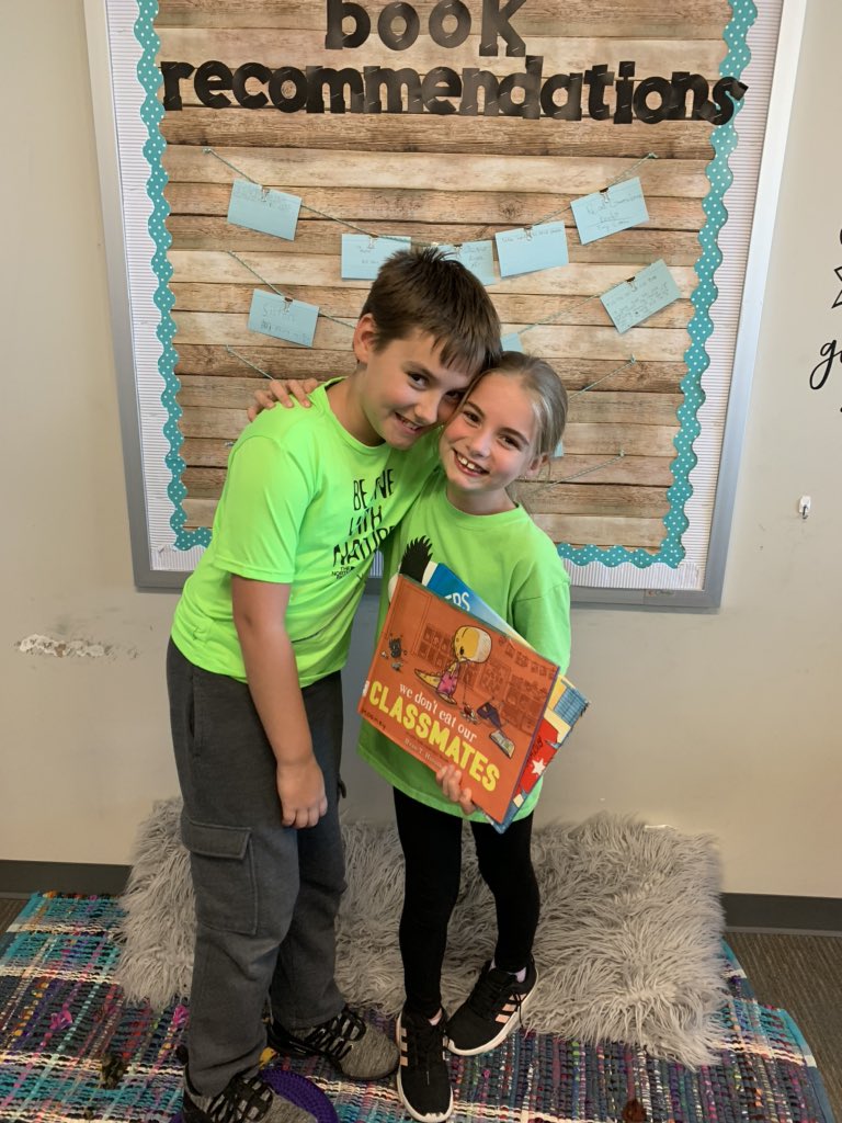 We had a surprise visit from a 3rd grade guest reader today!! We enjoyed it so much! 🌎💙@overthemooney3 #ExploreWells