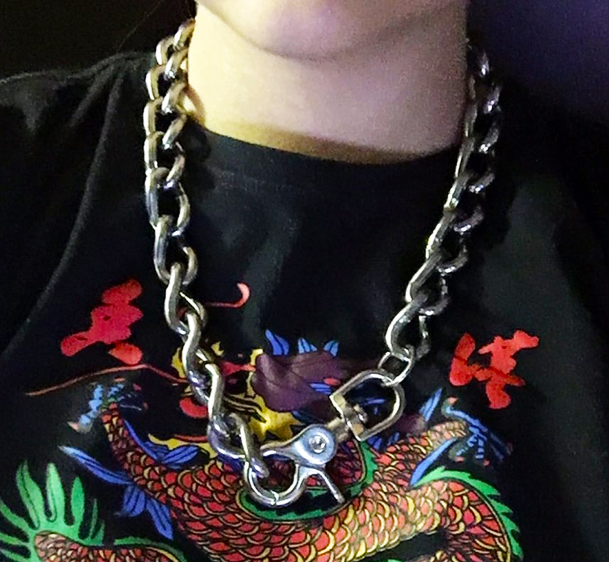 MarcVachonla's tweet photo. The Kaylashop@depop has the coolest #skull #charms  and more! Get personally #stamped  and #engraved #custom pieces now! 
#crosses #daggers #cherubs #angels #goth #rocknroll #playboy #locksets 
Get shopping here>  https://t.co/ILTUcXs2Yu https://t.co/H8TYua0yuc