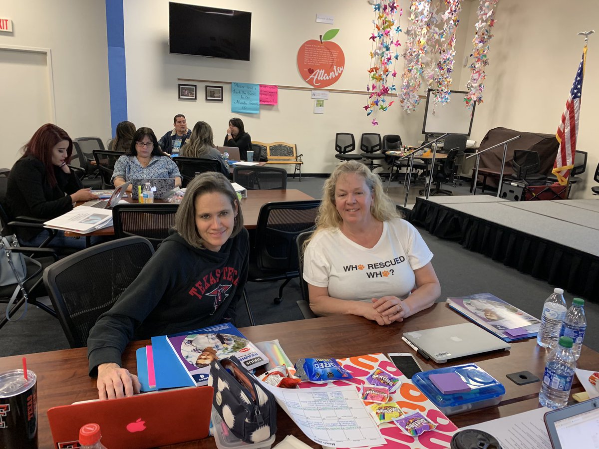 FancyClancyALL's tweet photo. 8th grade ELAR Instructional Support... curriculum and team work make my ❤️ happy #teamelar @RossRebelsEPISD @Hendersonhornet @jason_yturralde @DeanDMontoya https://t.co/eDo9bcMFrq