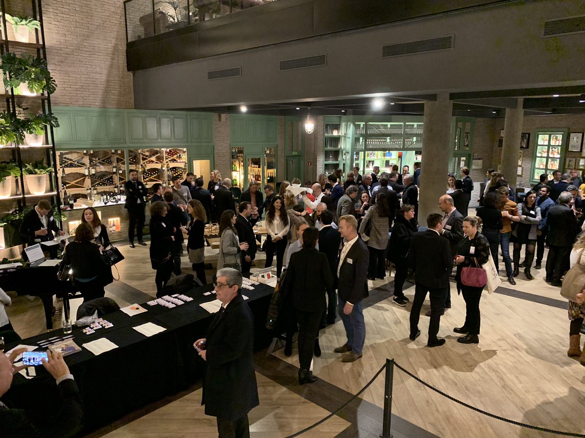 britchamberESP's tweet photo. Hoy hemos estado con los socios de las Cámaras Europeas en @h10hotels Marina Barcelona, disfrutando de un ambiente espléndido y estableciendo nuevas relaciones de negocio. https://t.co/37HyyoPK2T