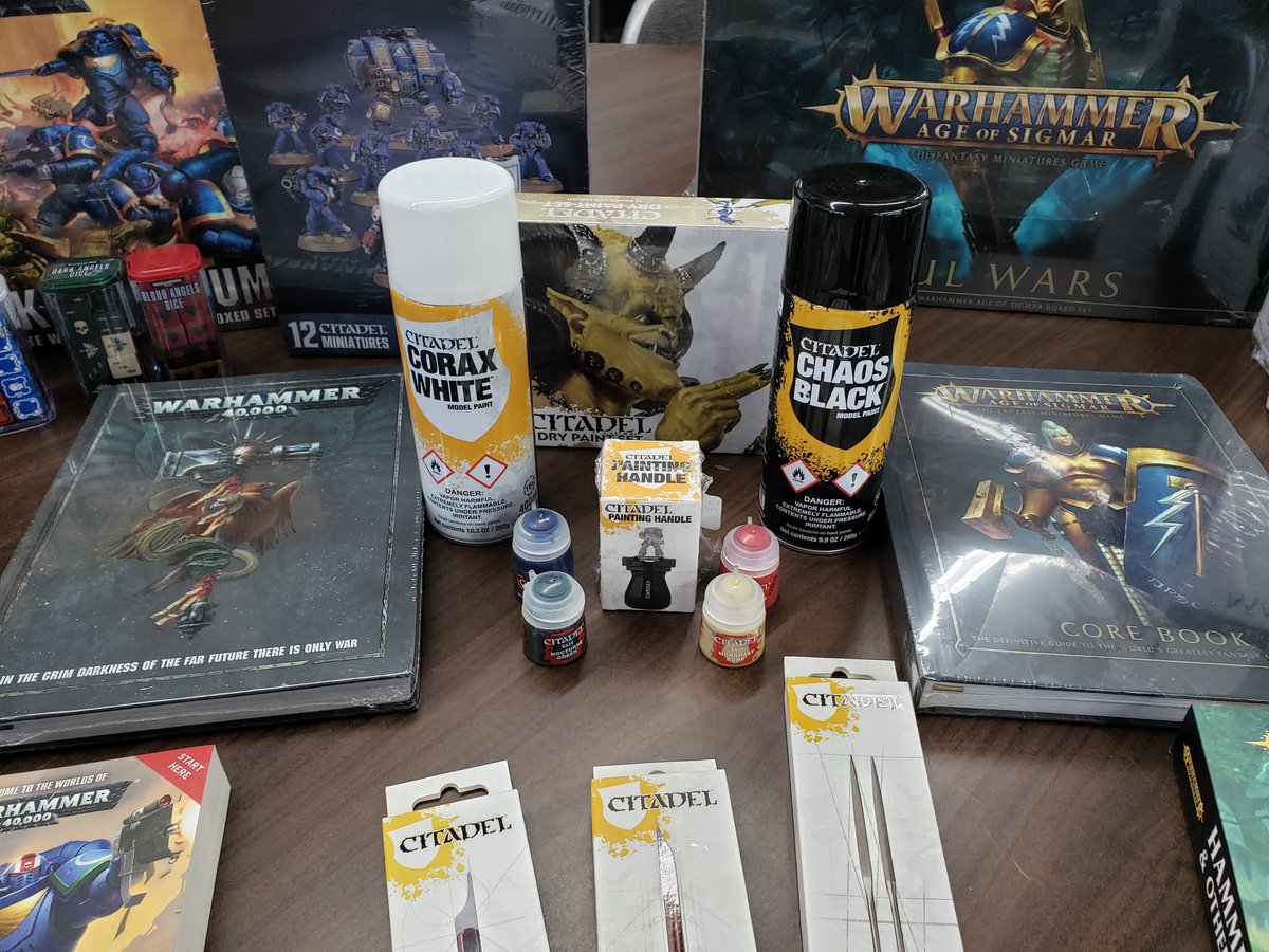 TheDeePComics's tweet photo. ++INCOMING TRANSMISSION++
++DESIGNATION: ALPHA PRIORIS++

The Deep carries army boxes for collectors to affordable beginner boxes! Our open play nights are extended to Friday, we hope that you'll come by and delve into the biggest miniatures game in the world! #warhammer40k https://t.co/vkoE8LGn4m