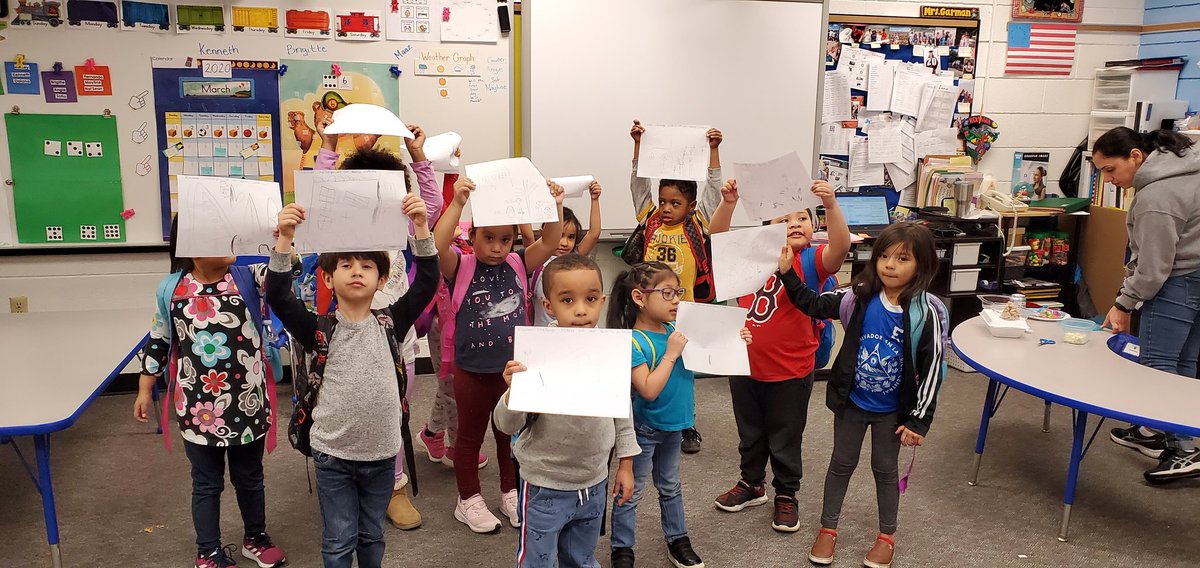 susanlgarman's tweet photo. Day 9 fo the Fireman Challenge, drawings that show home emergency meeting spots. #kwbpride @ArlingtonVaFD #classroomcontest https://t.co/zycYND1E0P