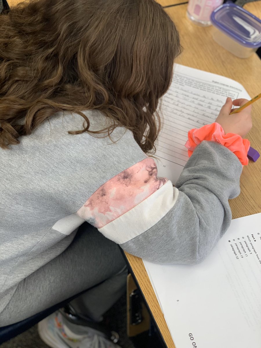 OlsonMikela's tweet photo. Nothing like some IAR extended response practice for your Thursday morning! 🧠📝 #DGSRoyals #323Learns https://t.co/ePdalHbccR